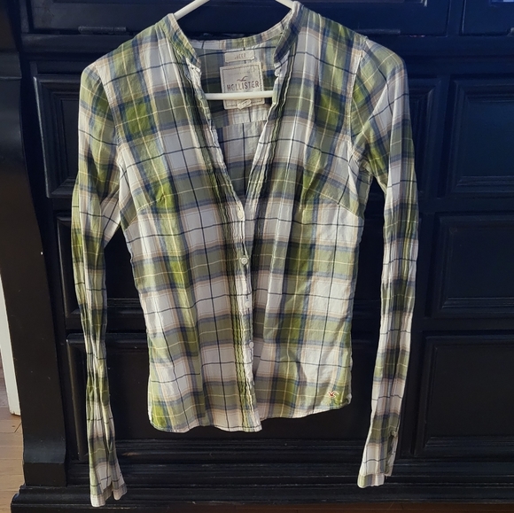 Thin plaid button up top - Picture 1 of 5